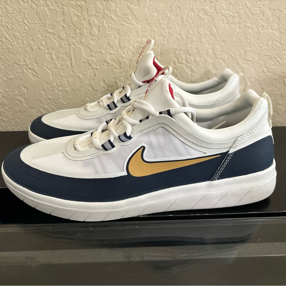 Nike SB Nyjah Free 2 Olympic SZ 10
